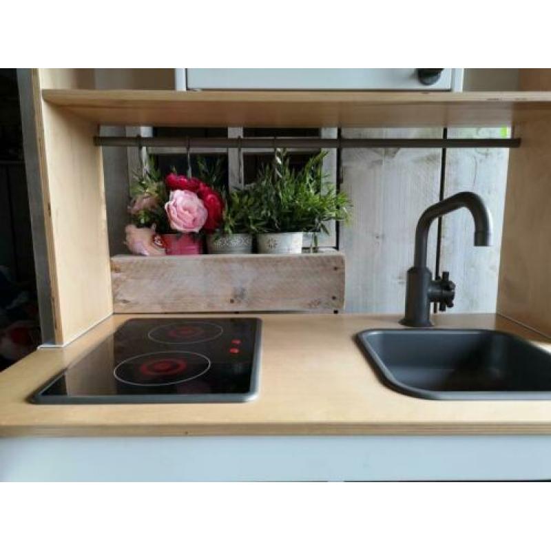 ikea keukentje met bovendeel en accessoires