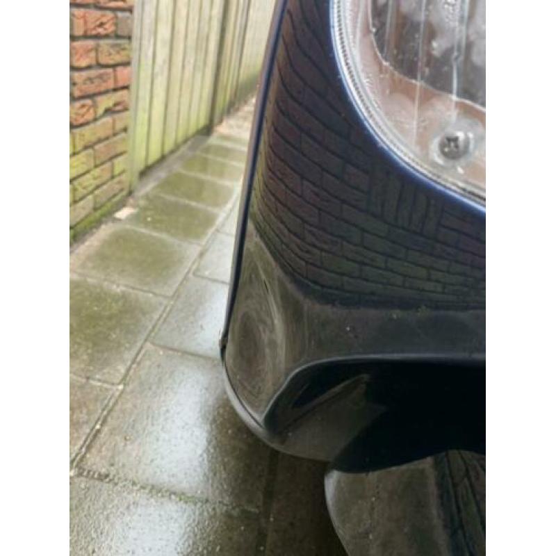 Vespa snor 2T lichte schade