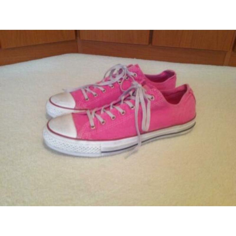 Prachtige roze schoenen van het merk All Star converse