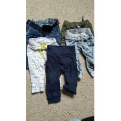Babykleding t-shirts truien rompers broeken 68 jongen