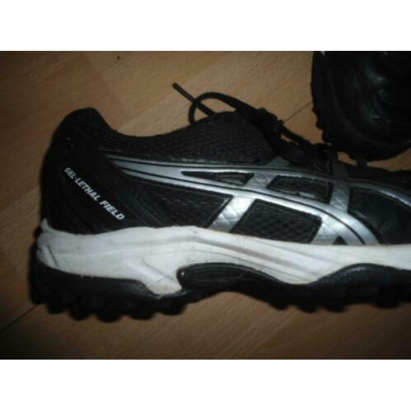 Asics; Kunstgrasschoenen Gel-Lethal Field; maat 37,5