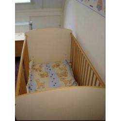 Babykamer compleet, beuken/ crème