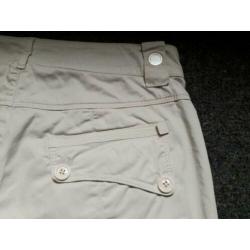 High use broek, maat I44 D38, heel licht poeder roze