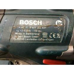 Bosch accu boormachine/slagmoersleutel/decoupeerzaag/zaklamp