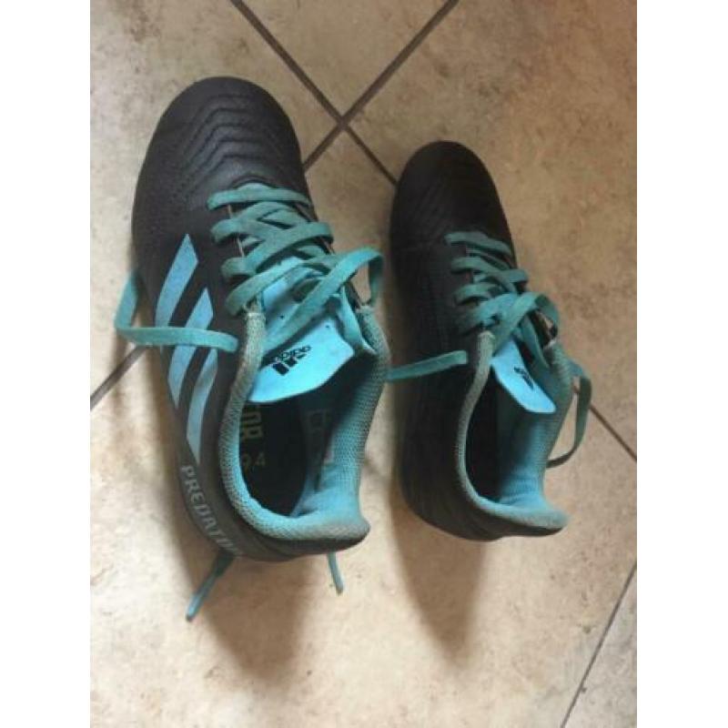 Te koop: Adidas predator voetbalschoenen