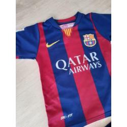 Voetbal tenue ( shirt en broekje Barcelona Messi)