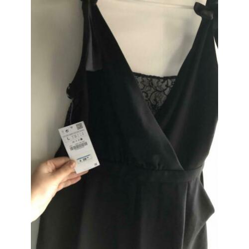 Korte jumpsuit/playsuit met kant maat L/40 oud en nieuw
