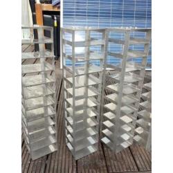 Rvs opbergrekken, stellingrek 6st. 63,5 hoog 13,5x14cm