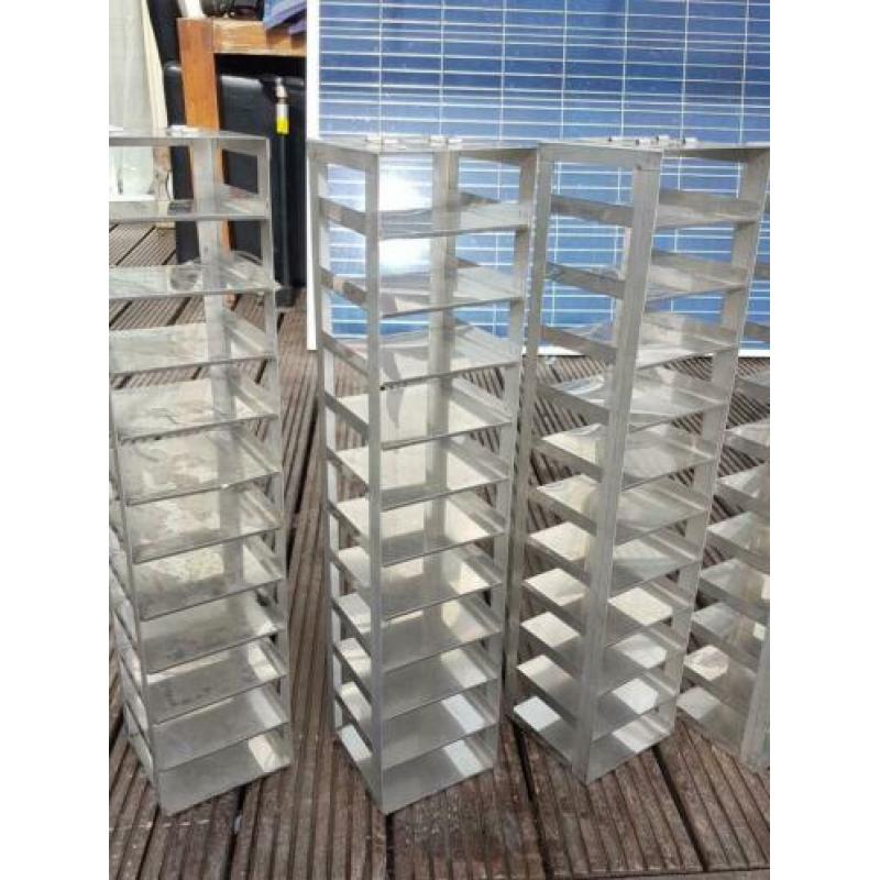 Rvs opbergrekken, stellingrek 6st. 63,5 hoog 13,5x14cm