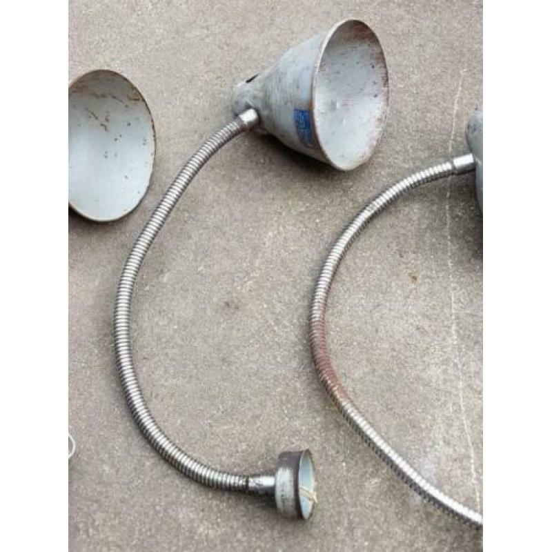 Originele vintage werkplaats lampen uit Oekraïne.