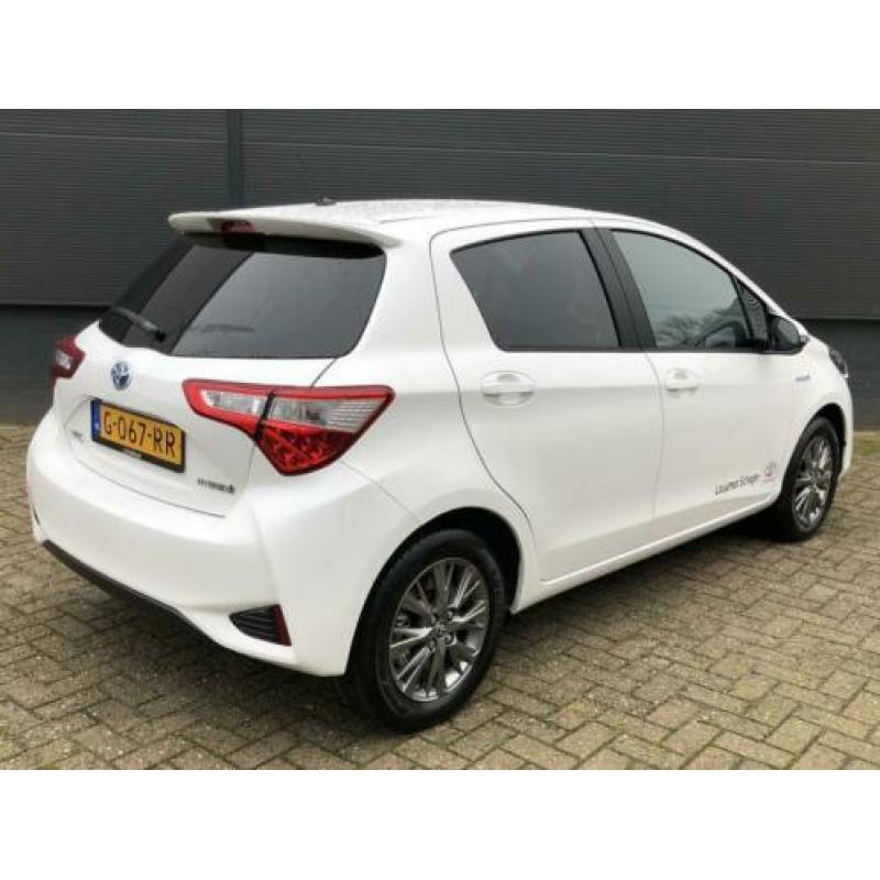 Toyota Yaris 1.5 Hybrid Dynamic | Dakspoiler | Armsteun | Ke