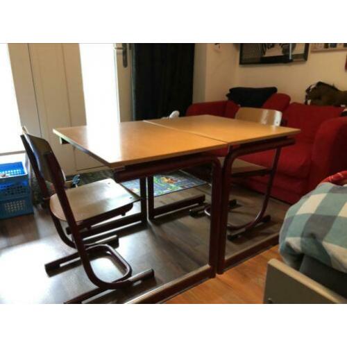 2 retro schooltafeltjes met stoel - €25