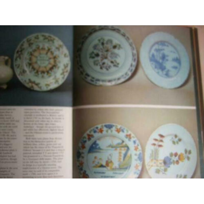 -Fine porcelain & pottery: The best of the world's beautiful