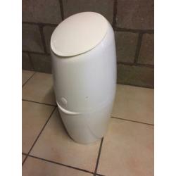 Gratis witte luieremmer baby