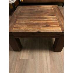 Houten salontafel 70x70. Gebruikt maar in goede conditie