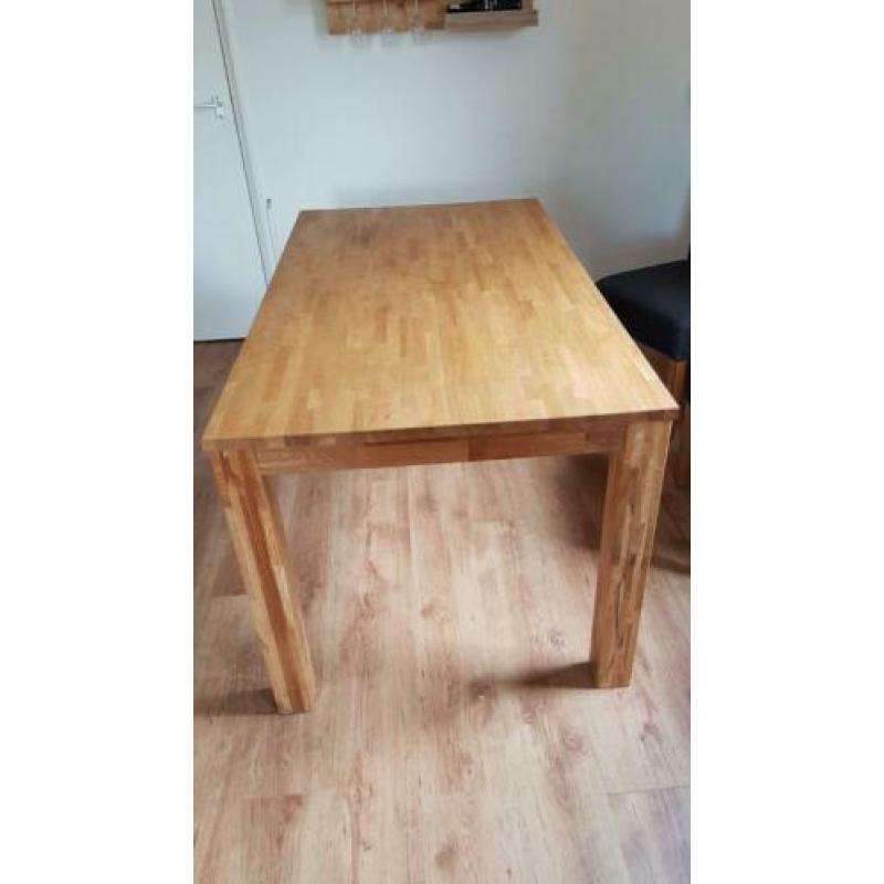 Woood teakhouten tafel 150×85 cm + 4 Woood stoelen