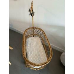 Rotan antieke wieg