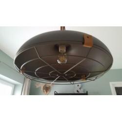 Stoere hang lamp Zuiver dek 51 grijs staal leer hanglamp
