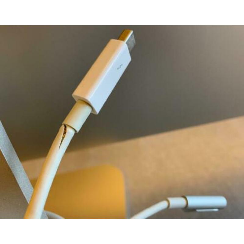 Apple Thunderbolt Display 27 inch in uitstekende staat