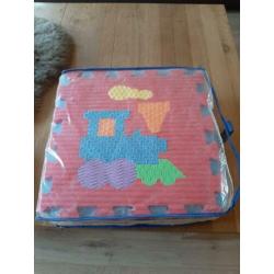 Vtech autostuur en puzzelschuimmat