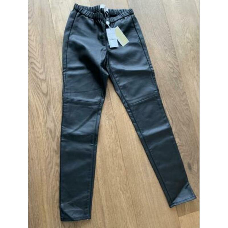 Michael Kors lederlook broek nieuw, kaartjes eraan maat 34