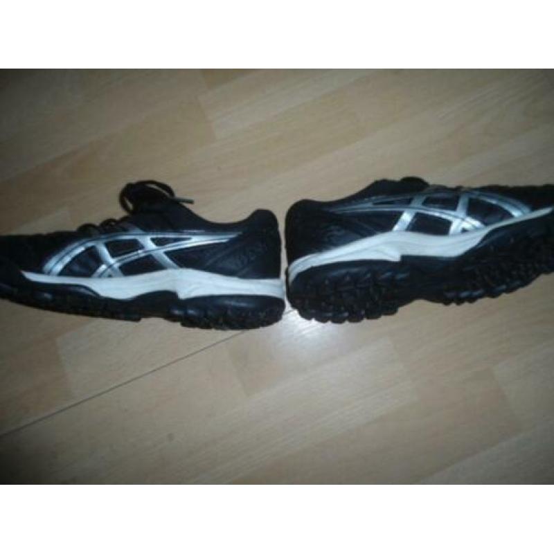 Asics; Kunstgrasschoenen Gel-Lethal Field; maat 37,5