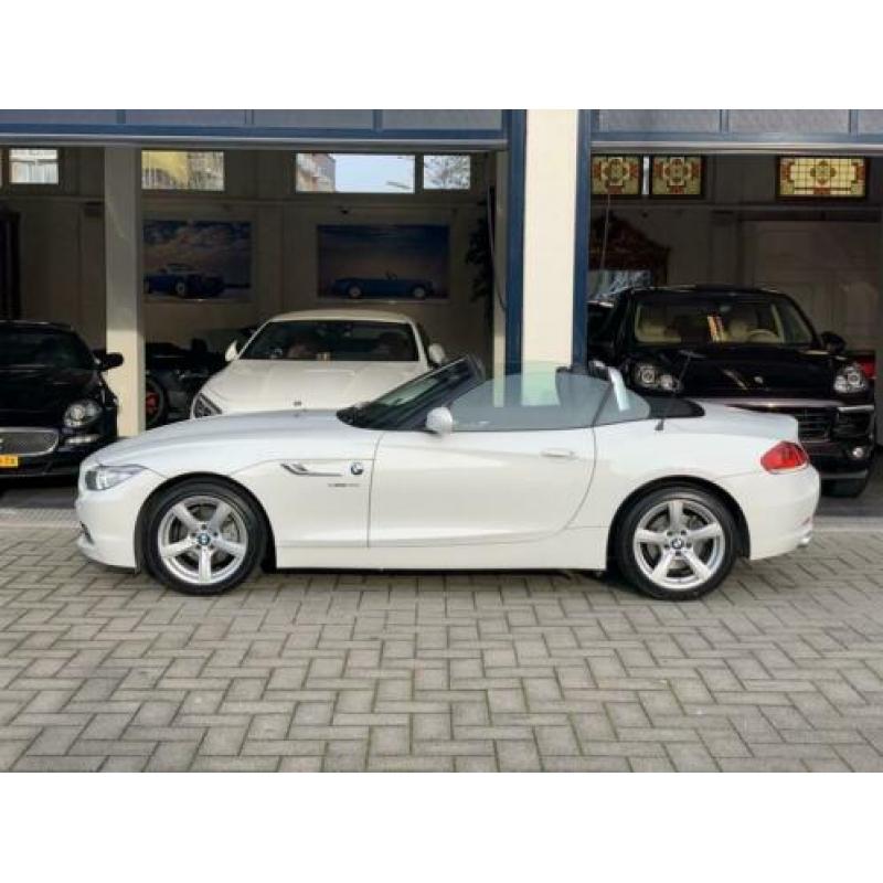 BMW Z4 Roadster sDrive18i High Executive ..7961 KM.. 1 EIGEN