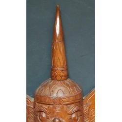 Houtsnijwerk Indonesië. Groot masker. Demon