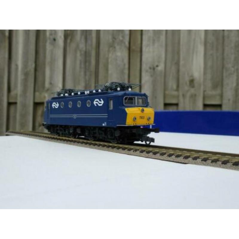 Roco NS 1100 (1103) blauw gele neus VVP