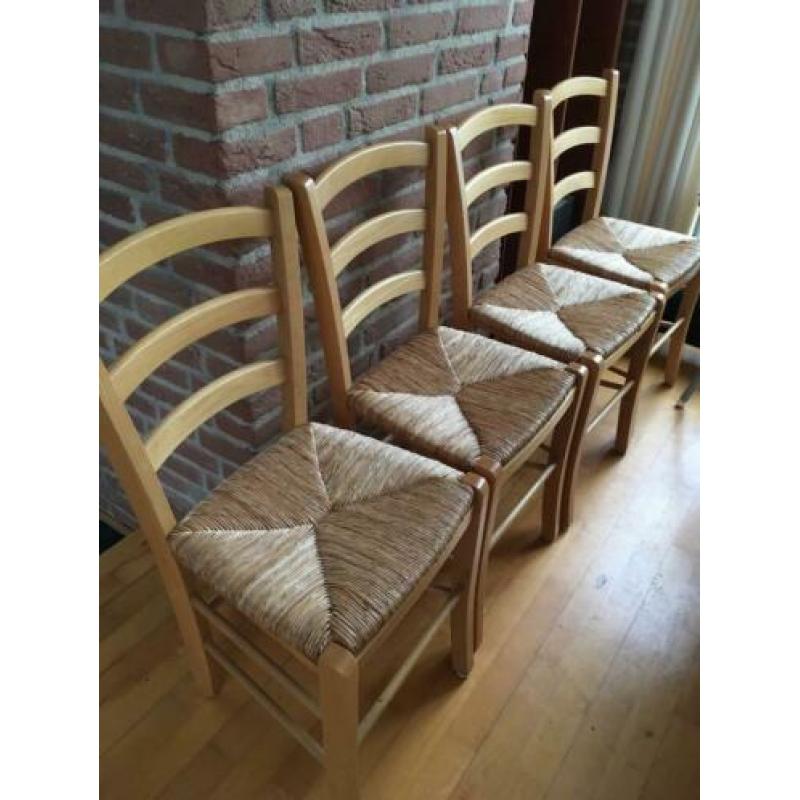 4 eet/keukentafel stoeltjes