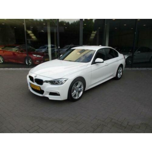 Bmw 3-SERIE 328i 245pk M-Pakket Xdrive ,Leder,Xenon,Clima,Na