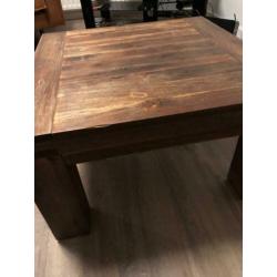 Houten salontafel 70x70. Gebruikt maar in goede conditie