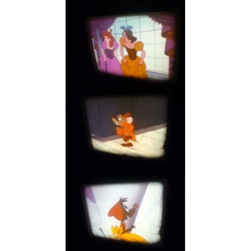 x 8mm film 2x Walt Disney Assepoester 120mtr kleur geluid -