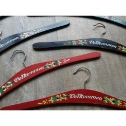 10 authentieke Noorse kledinghangers