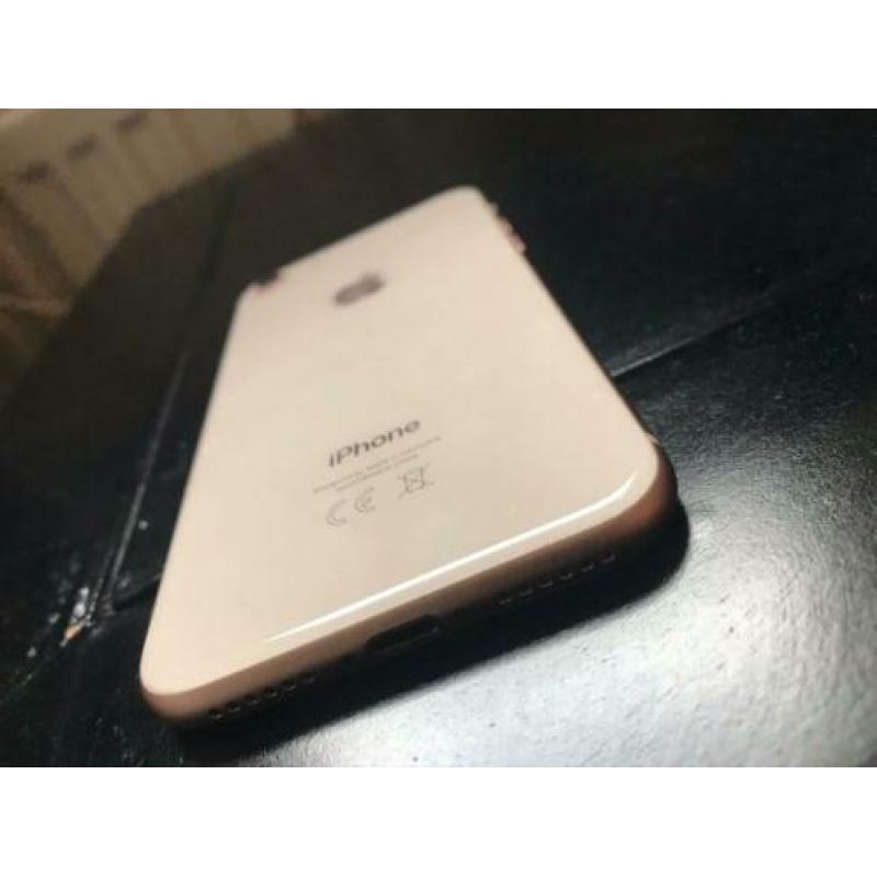 Iphone 8 simlock (voor onderdelen)