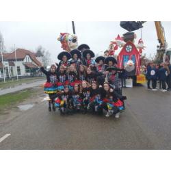 Carnaval kleding groep optocht dag van de doden