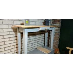 VERKOCHT. Sidetable 120cm