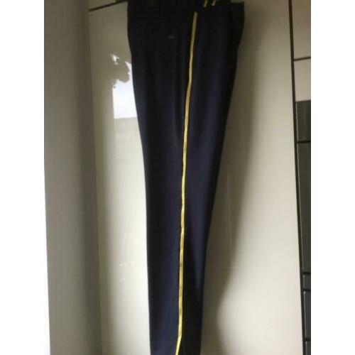 Pantalon van esprit, maat 28.