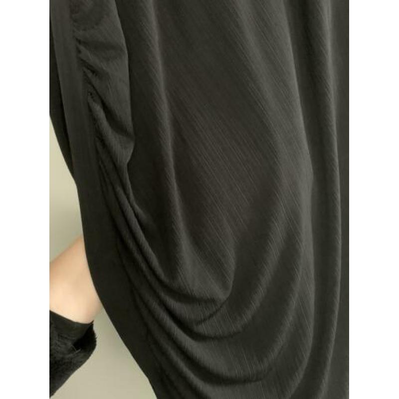 H&M zwarte jurk maat L mooi getailleerd en gevoerd