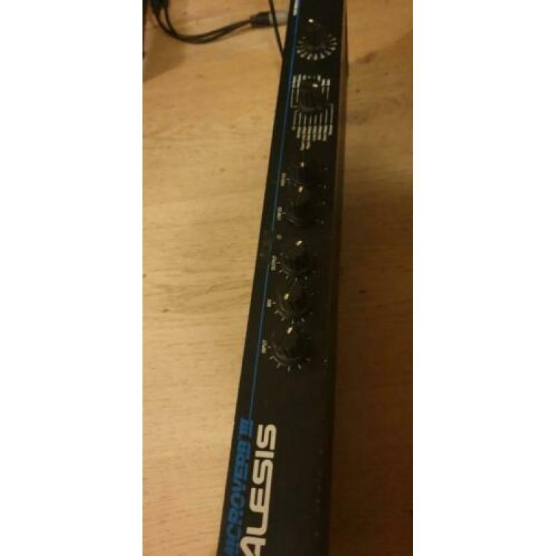 Alesis microverb III