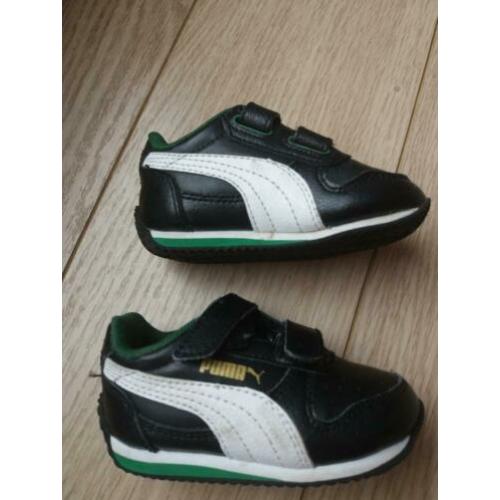 Puma schoentjes maat 19