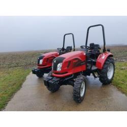 Bij Eemsned een Knegt 40 PK compact trekker Nieuw model