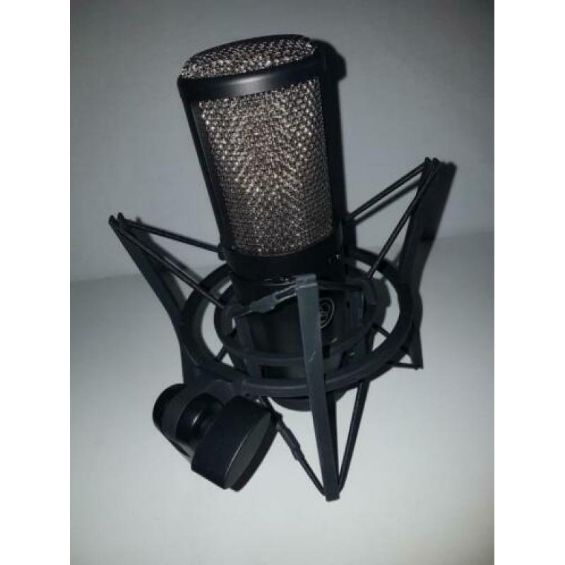 AKG P220 Studio Microfoon NIEUW !!!