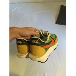 Nike sacai waffle racer 44.5 10.5