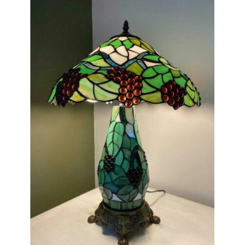 Tiffany lamp met brons