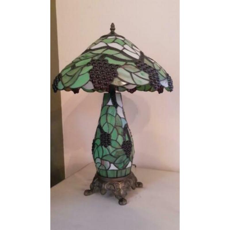 Tiffany lamp met brons