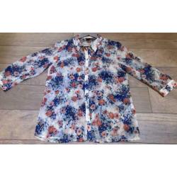 Mooie blouse maat 40