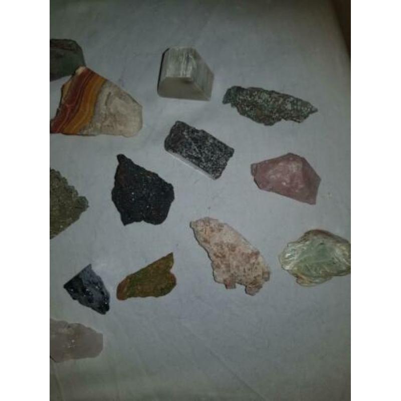 kleine partij mineralen, 25 stuks