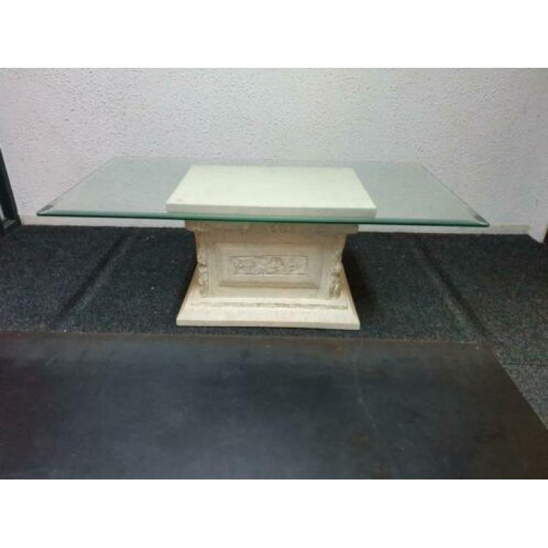 Uitverkoop!! Glazen salontafel voor €35,-!