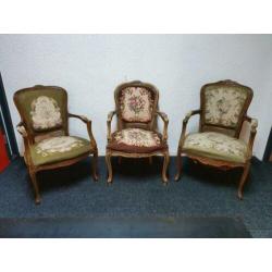 Uitverkoop !! 3 franse louis xvi stoelen voor €95,-!